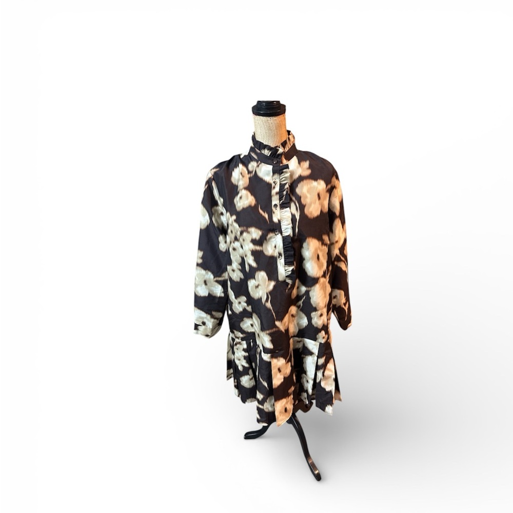 Tuckernuck Brown and Cream Floral Kimono XL‎